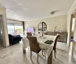 A louer APPARTEMENT DE PRESTIGE T4 74 M2 TERRASSE VUE MER NICE