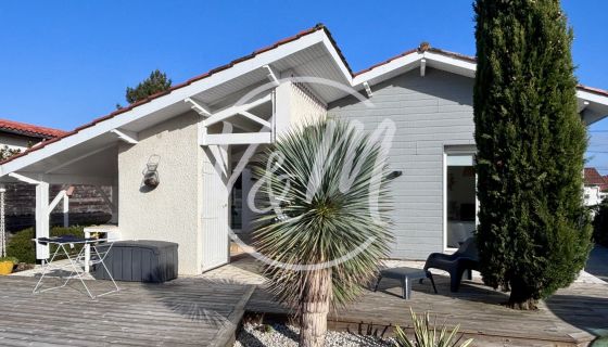 A louer MAISON  4 PIECES 89 M2 BORD DE MER LANTON