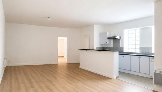 A louer APPARTEMENT T3 70 M2 BORD DE MER NARBONNE