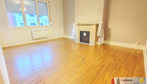 A louer APPARTEMENT T2 46 M2  AMIENS