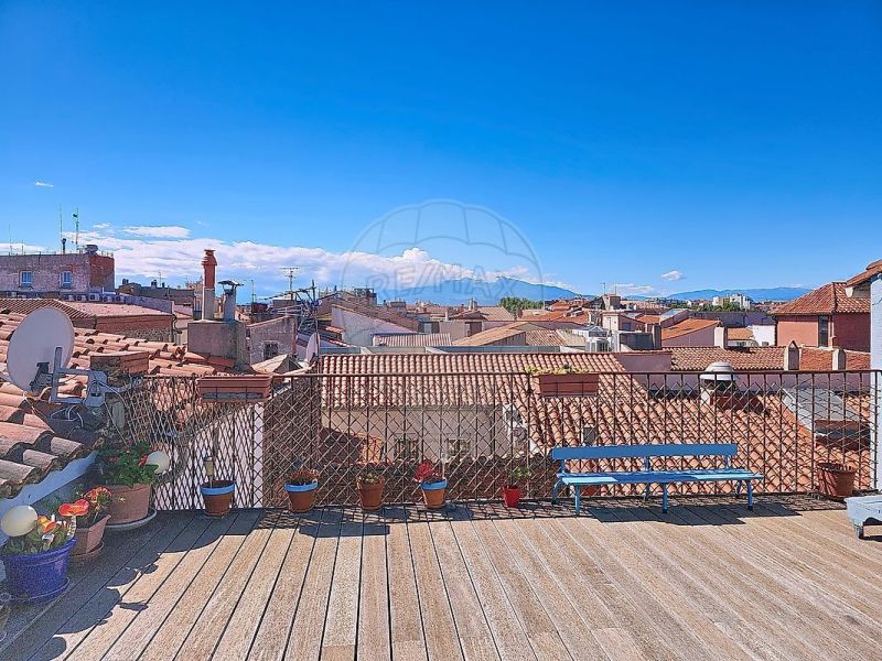 A louer APPARTEMENT T4 98 M2 TERRASSE  PERPIGNAN