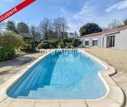 A louer MAISON  9 PIECES 192 M2 BORD DE MER SAINT GILLES CROIX DE VIE
