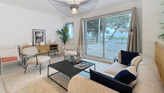 A vendre MAISON  CONTEMPORAINE PIEDS DANS L'EAU LA SEYNE SUR MER