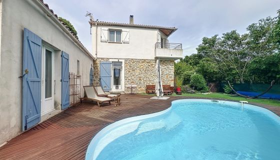 A louer MAISON  DE MAîTRE  LE CASTELLET Saint Cyr sur Mer