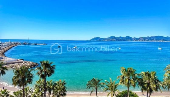 A louer APPARTEMENT DE PRESTIGE T3 89 M2 TERRASSE VUE MER CANNES