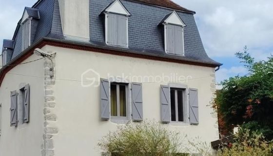 A louer MAISON  DE MAîTRE  ORTHEZ