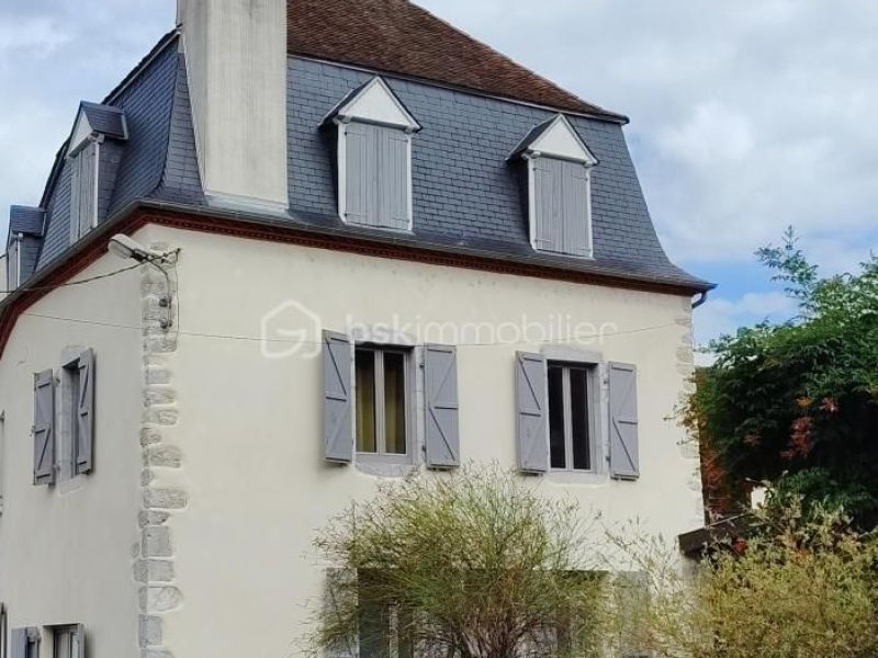 A louer MAISON  DE MAîTRE  ORTHEZ