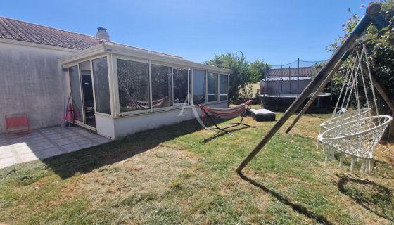 A vendre MAISON  5 PIECES 98 M2 BORD DE MER TALMONT SAINT HILAIRE
