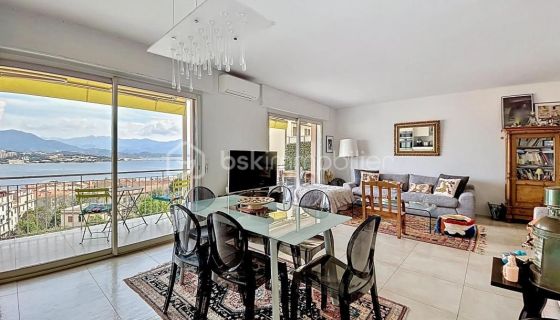 A louer APPARTEMENT T3 93 M2 TERRASSE BORD DE MER AJACCIO