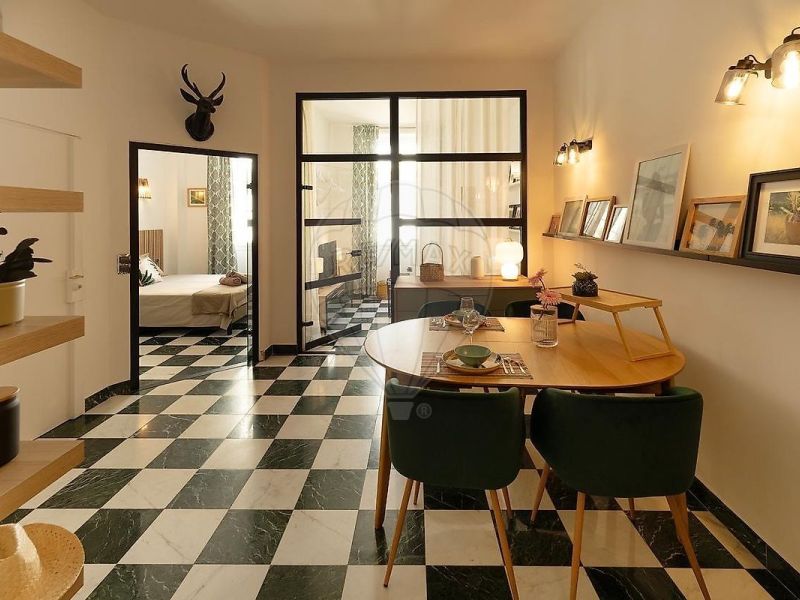 A louer APPARTEMENT T3 40 M2 BORD DE MER CANNES