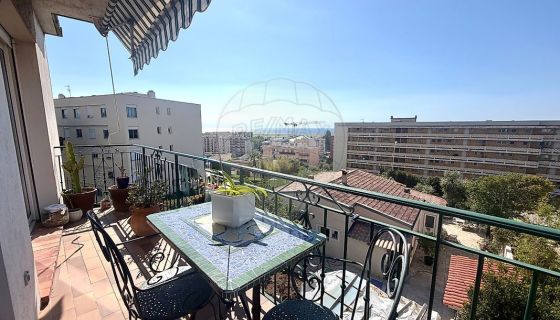 A louer APPARTEMENT T3 59 M2 TERRASSE BORD DE MER NICE