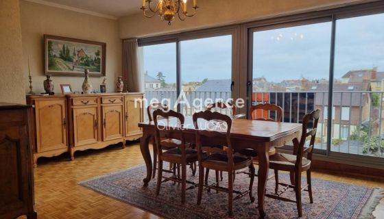 A louer APPARTEMENT T5 97 M2  CAEN