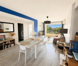 A louer APPARTEMENT T3 55 M2 BORD DE MER NICE