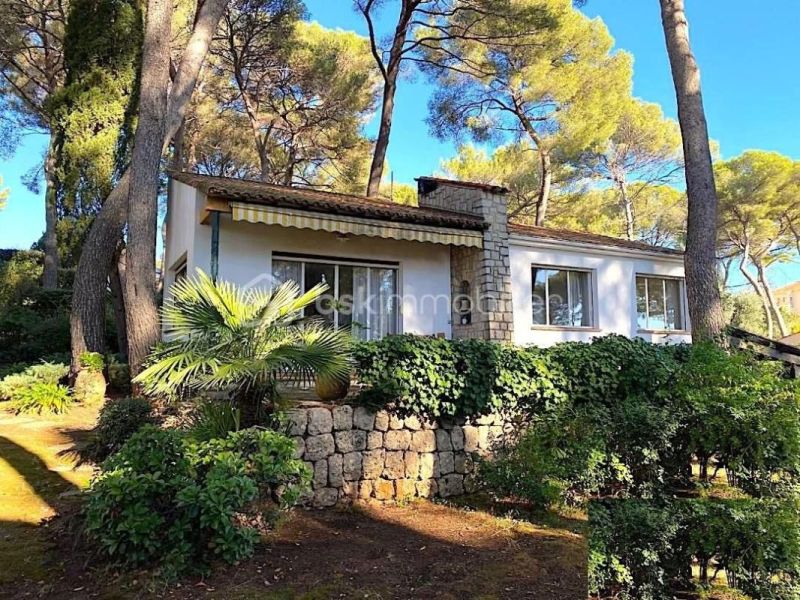 A louer MAISON  4 PIECES 90 M2 BORD DE MER LE CANNET