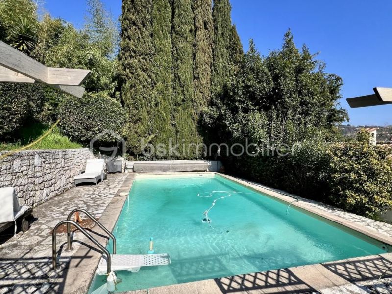 A louer MAISON  7 PIECES 225 M2 BORD DE MER LA COLLE SUR LOUP