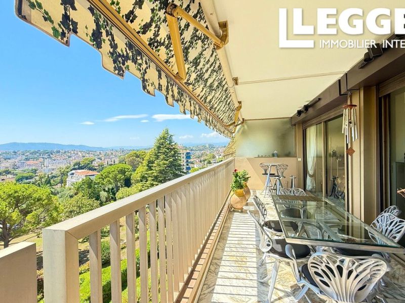 A louer APPARTEMENT DE PRESTIGE T3 108 M2 TERRASSE VUE MER CANNES