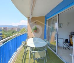 A louer APPARTEMENT T2 44 M2 BORD DE MER MANDELIEU LA NAPOULE