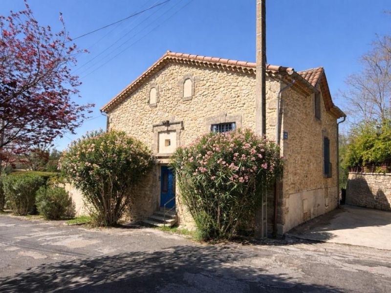A louer MAISON  DE MAîTRE BORD DE MER PLAISSAN