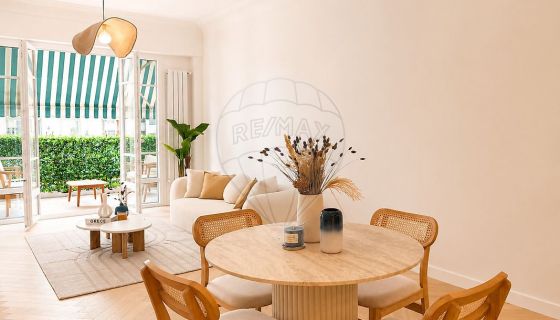 A louer APPARTEMENT T3 75 M2 TERRASSE BORD DE MER NICE