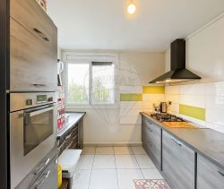 A louer APPARTEMENT T3 65 M2  NANTES