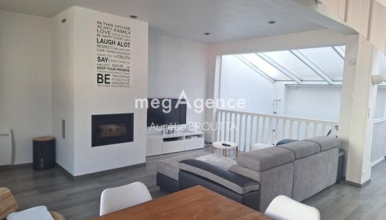 A louer LOFT  CONTEMPORAINE  MARQUISE