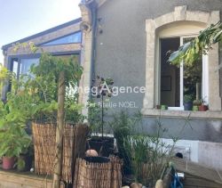 A vendre MAISON  DE MAîTRE  LUCON