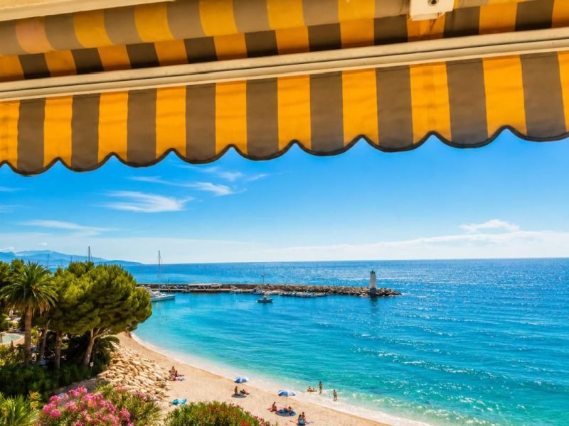 A vendre APPARTEMENT T4 92 M2 TERRASSE VUE MER VILLENEUVE LOUBET
