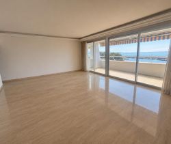 A vendre APPARTEMENT T4 92 M2 TERRASSE VUE MER VILLENEUVE LOUBET