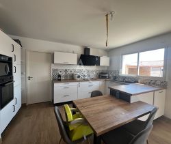 A vendre MAISON  5 PIECES 96 M2  AVRILLE