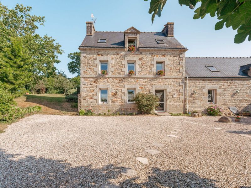 A vendre Maison de Maitre 6 PIECES 197 M&sup2;&nbsp; PlumEliau-Bieuzy