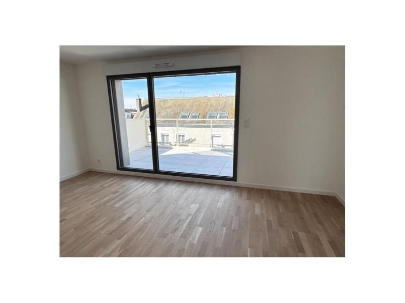 A louer APPARTEMENT T4 86 M2 TERRASSE  LA ROCHE SUR YON