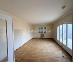 A louer APPARTEMENT T4 88 M2 TERRASSE VUE MER SETE