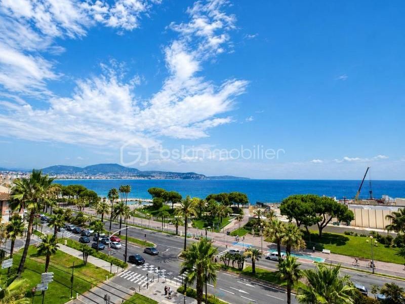 A louer APPARTEMENT T3 81 M2 TERRASSE VUE MER NICE