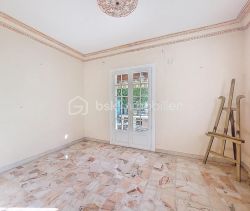 A vendre MAISON  7 PIECES 161 M2 BORD DE MER SIX FOURS LES PLAGES