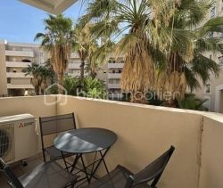 A louer APPARTEMENT T2 41 M2 BORD DE MER HYERES