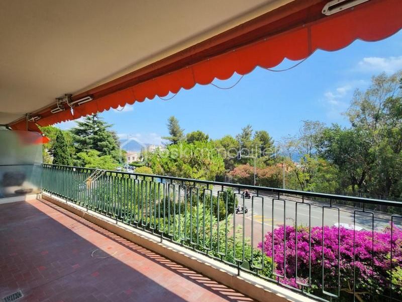 A louer APPARTEMENT T2 50 M2 TERRASSE BORD DE MER NICE