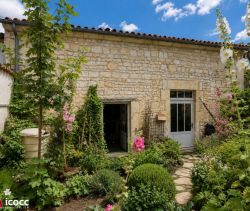 A louer MAISON  DE MAîTRE  LUCON