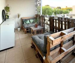 A louer APPARTEMENT T3 57 M2 TERRASSE BORD DE MER ANTIBES