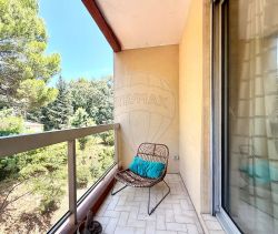 A louer STUDIO  28 M2 TERRASSE BORD DE MER NICE