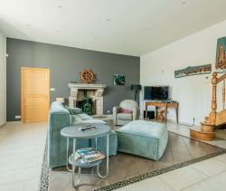 A vendre propriete de caractere 9 pieces 184 m&sup2; PRAT