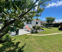 A vendre MAISON  5 PIECES 155 M2 BORD DE MER SAINT VINCENT SUR JARD