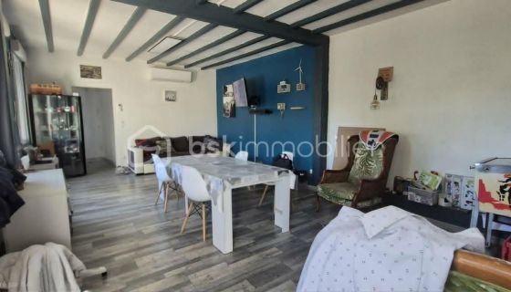 A vendre LONGèRE  5 PIECES 125 M2  MORVAL