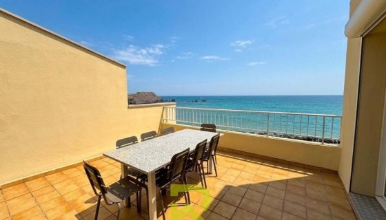 A louer APPARTEMENT DE PRESTIGE T3 85 M2 TERRASSE BORD DE MER AGDE