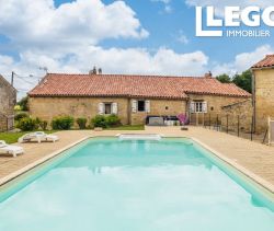 A vendre GîTE  SAINT PALAIS DE PHIOLIN