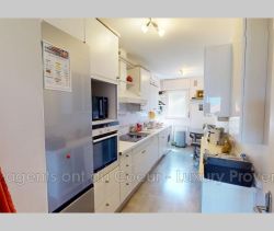 A louer APPARTEMENT DE PRESTIGE T3 91 M2 TERRASSE  AIX EN PROVENCE