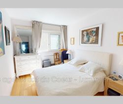 A louer APPARTEMENT DE PRESTIGE T3 91 M2 TERRASSE  AIX EN PROVENCE