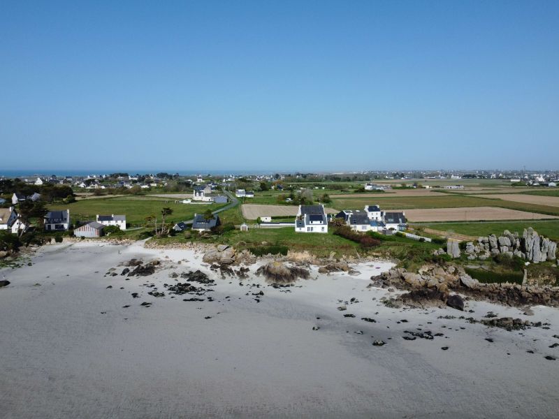 A vendre Maison 7 pieces 110 m&sup2; vue mer acces plage direct Kerlouan