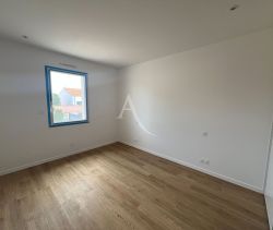 A vendre MAISON  4 PIECES 87 M2  SAINT HILAIRE LA FORET