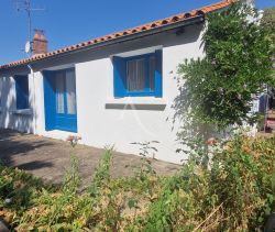A vendre MAISON  3 PIECES 60 M2 BORD DE MER TALMONT SAINT HILAIRE