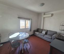 A louer APPARTEMENT T3 52 M2 BORD DE MER LA CIOTAT